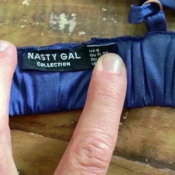 Nasty Gal silky, bralette size 4 - Picture 5 of 5